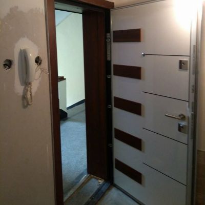Шоурум 6 от АBS - Десант - Велико Търново, Плевен, Ловеч, Троян, Луковит, Кнежа, Белене, Свищов